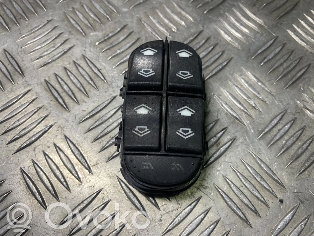 Ford Focus Electric window control switch 