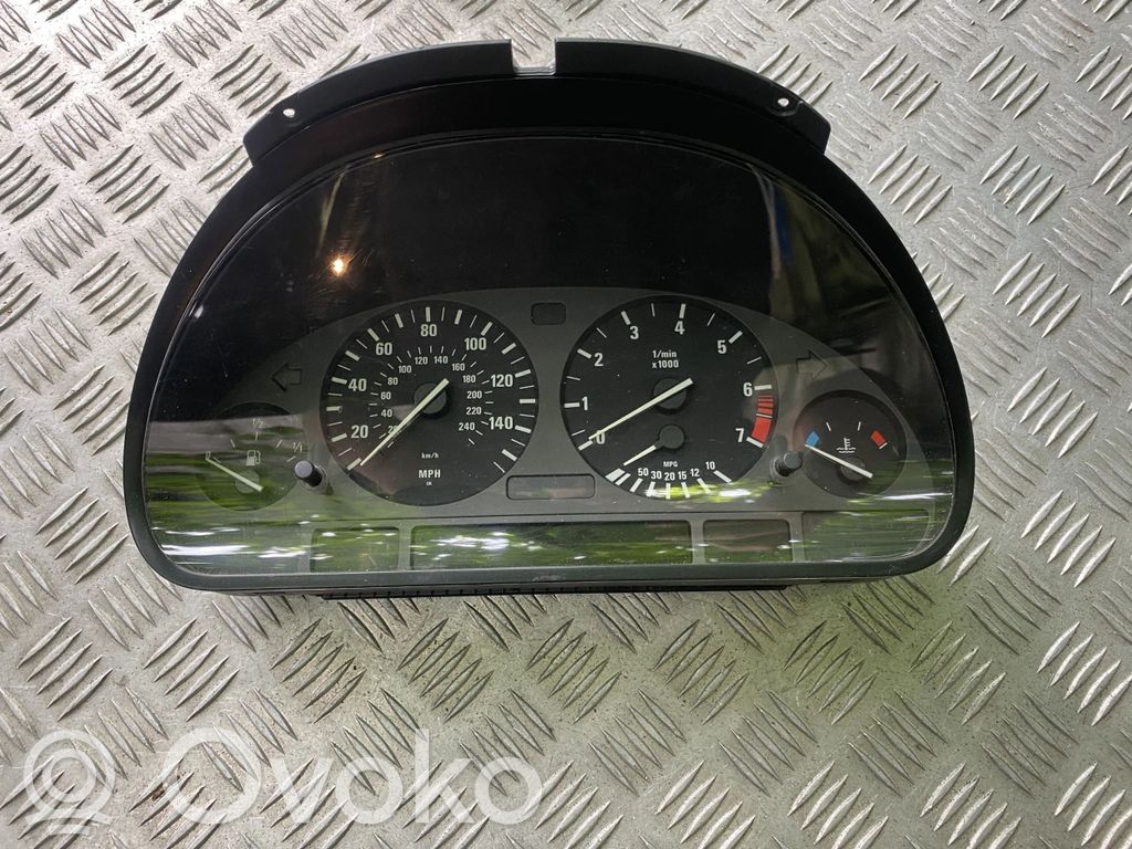 BMW 5 E39 Speedometer (instrument cluster) 