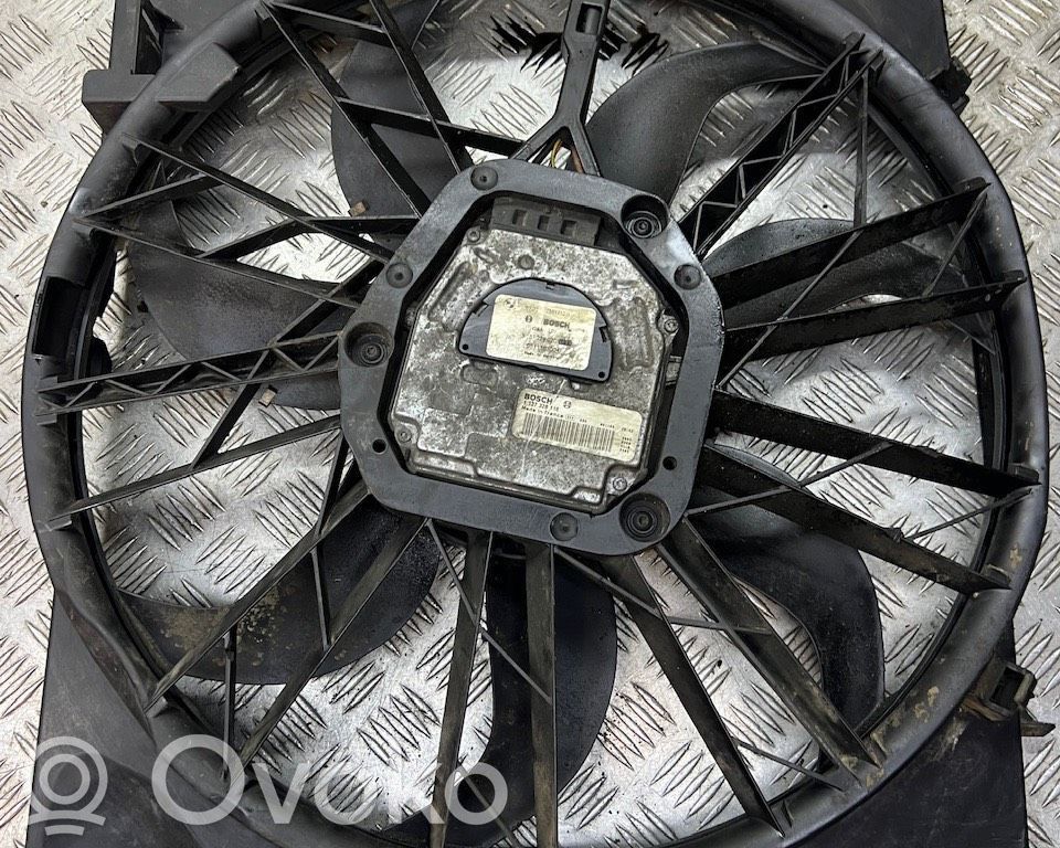 BMW 5 E60 E61 Elektryczny wentylator chłodnicy 