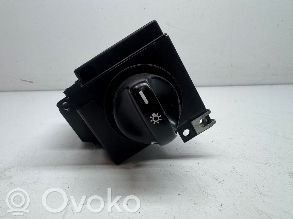 Mercedes-Benz Vaneo W414 Light switch 