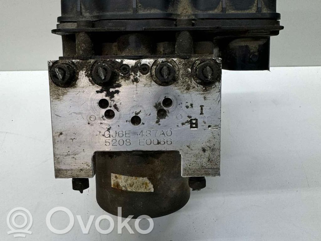 ABS-pumppu   GJ6E437A0