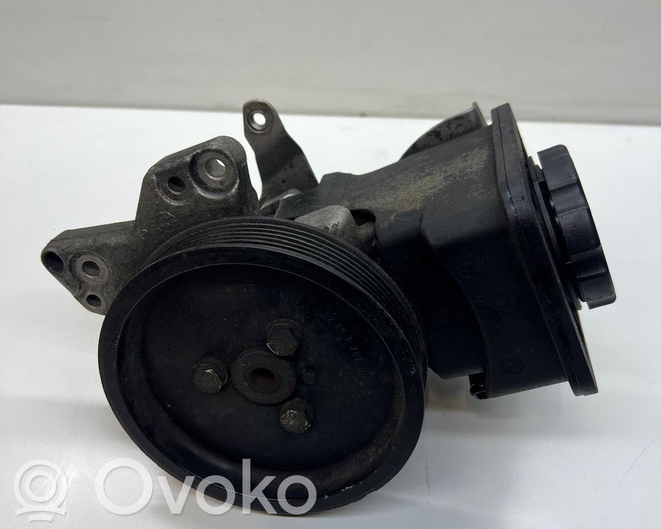 BMW 3 E46 Power steering pump 