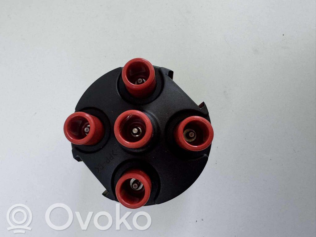 Audi 80 90 S2 B4 Tapón del distribuidor de las bujías 