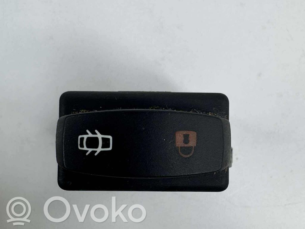 Central locking switch button   2808202,179029A,7087010