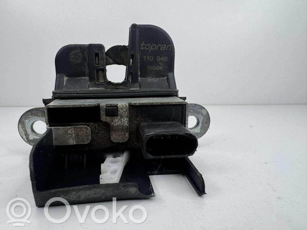 Volkswagen PASSAT B6 Zamek klapy tylnej / bagażnika 