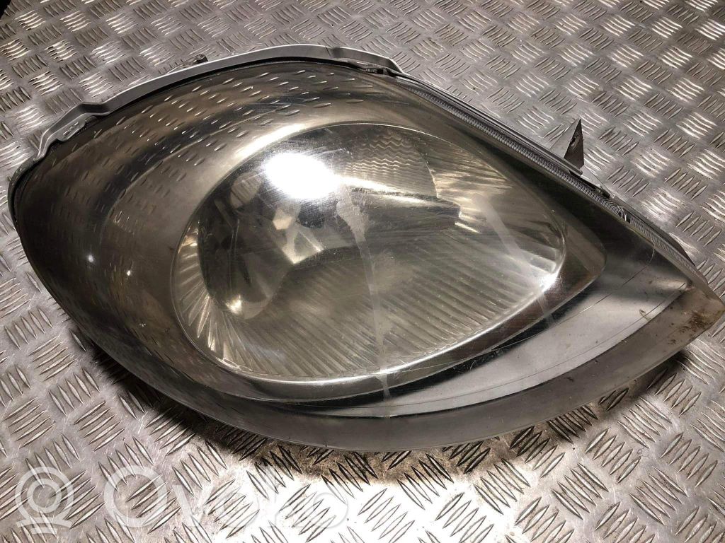 Renault Trafic II (X83) Lampa przednia 