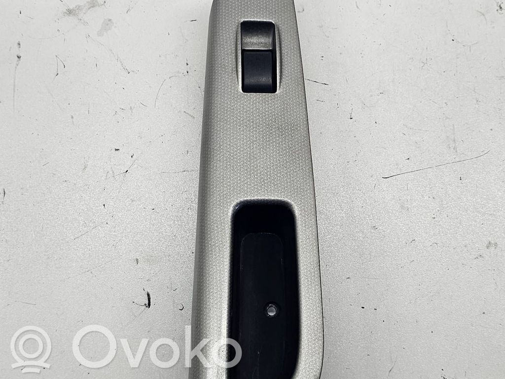 Toyota Avensis T250 Front door window switch trim 