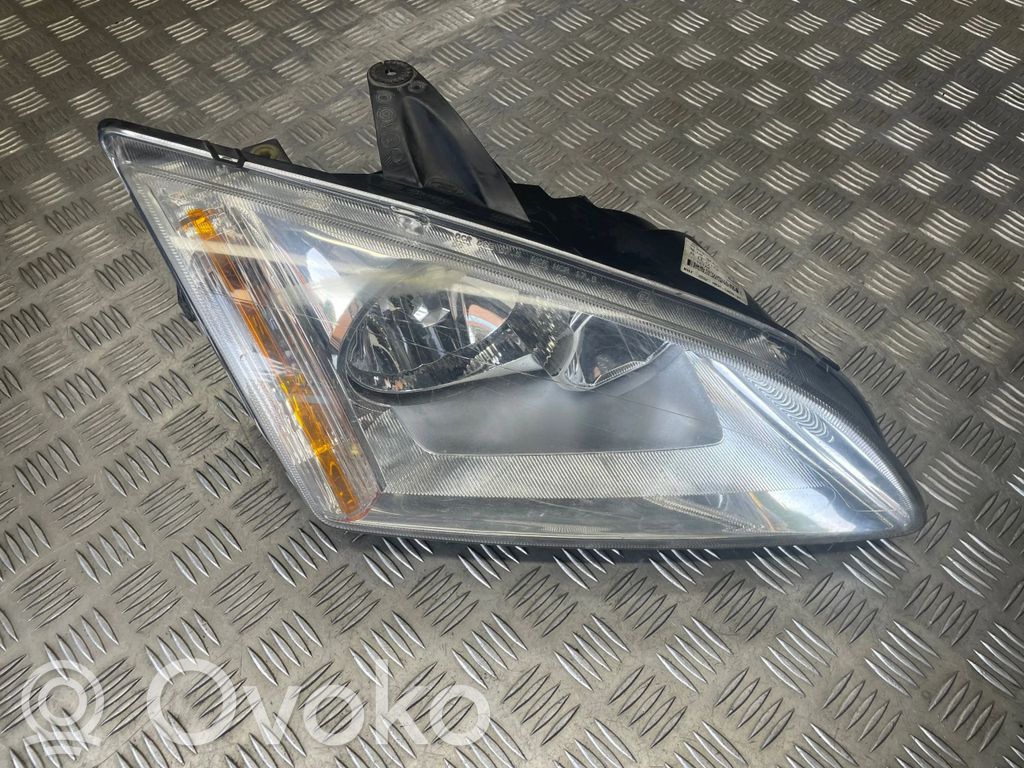 Ford Focus Headlight/headlamp 