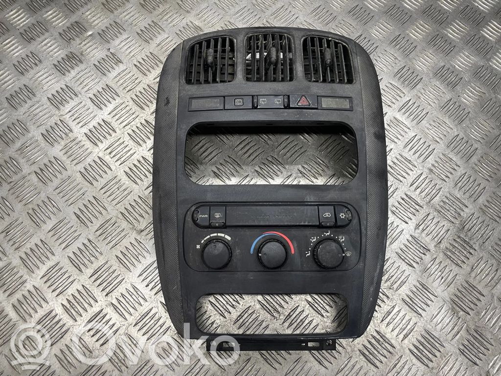 Chrysler Voyager Climate control unit 