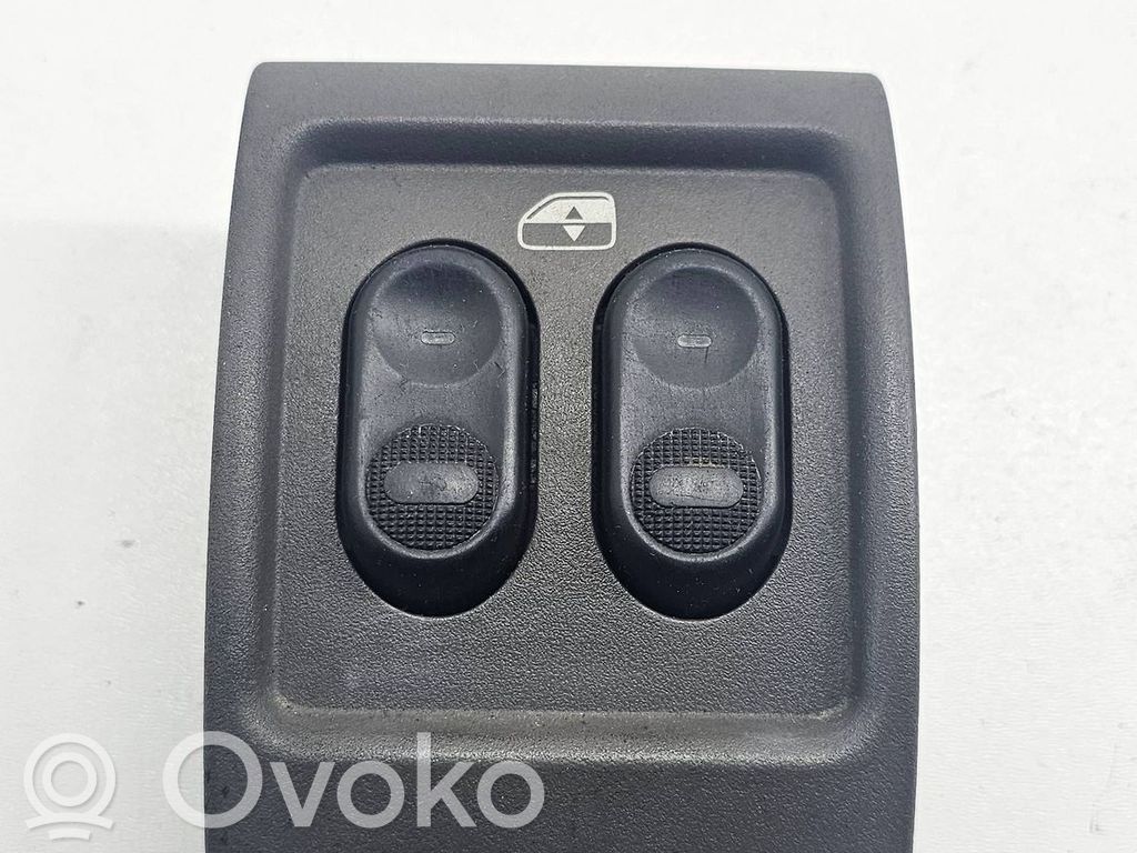 Chrysler PT Cruiser Electric window control switch 