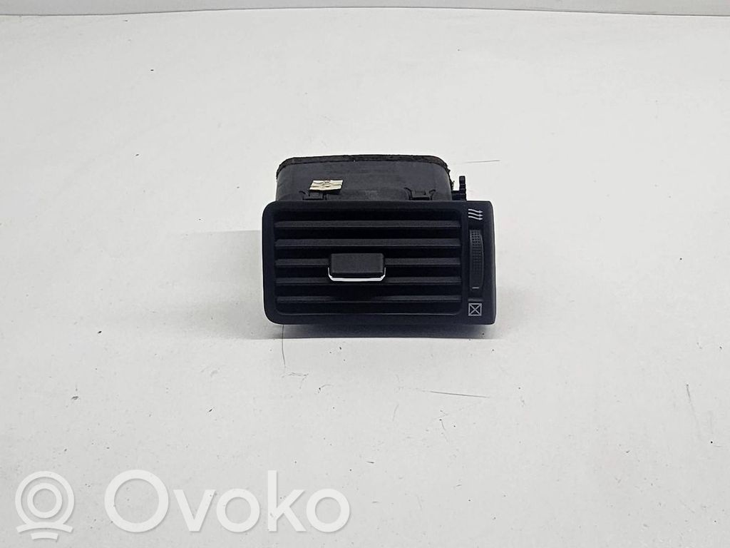 Toyota Corolla E120 E130 Griglia di ventilazione centrale cruscotto 