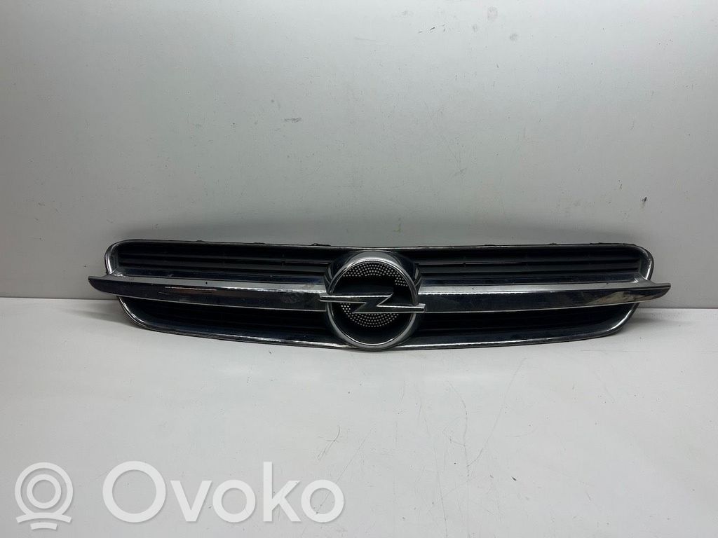 Opel Vectra C Etusäleikkö 