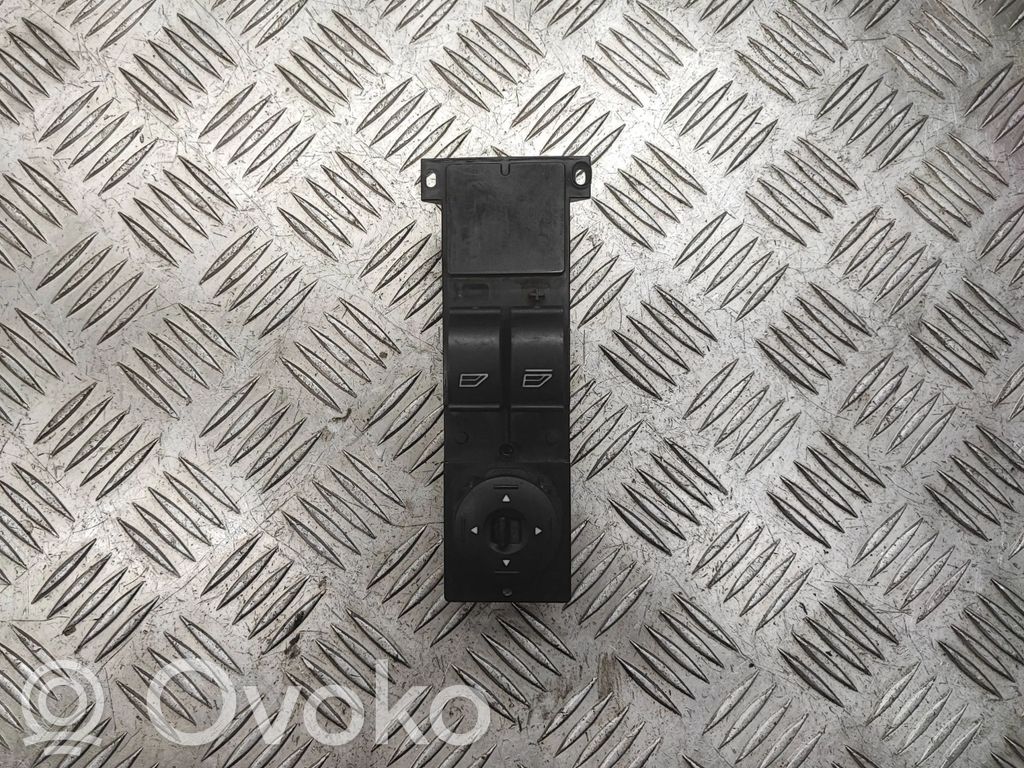 Ford Focus C-MAX Electric window control switch 