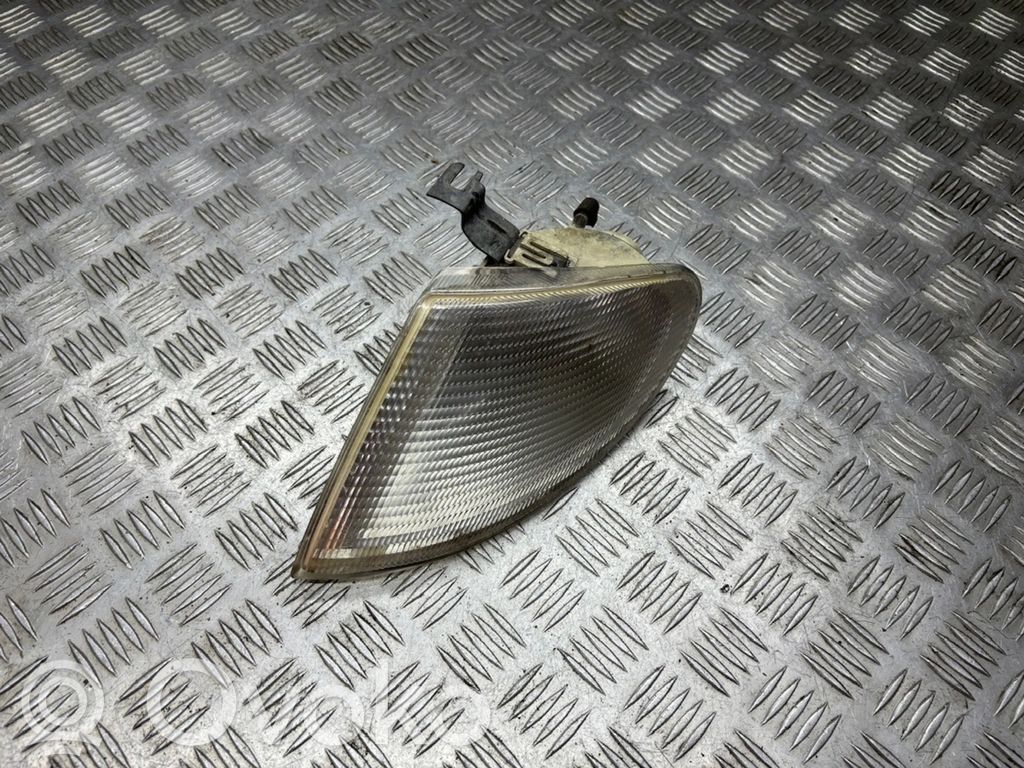 Volkswagen Sharan Front indicator light 