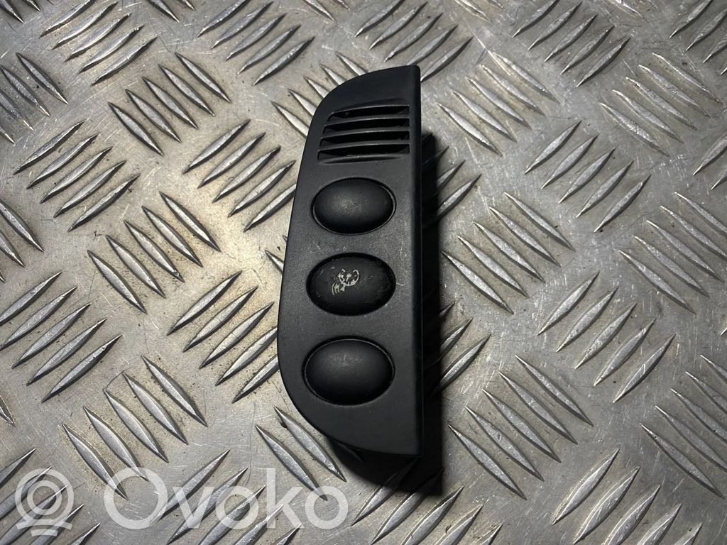 Citroen C3 Cruise control switch 