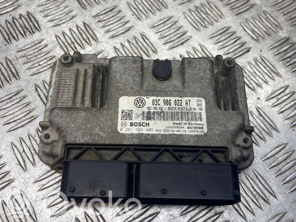 Volkswagen Golf VI Engine control unit/module 