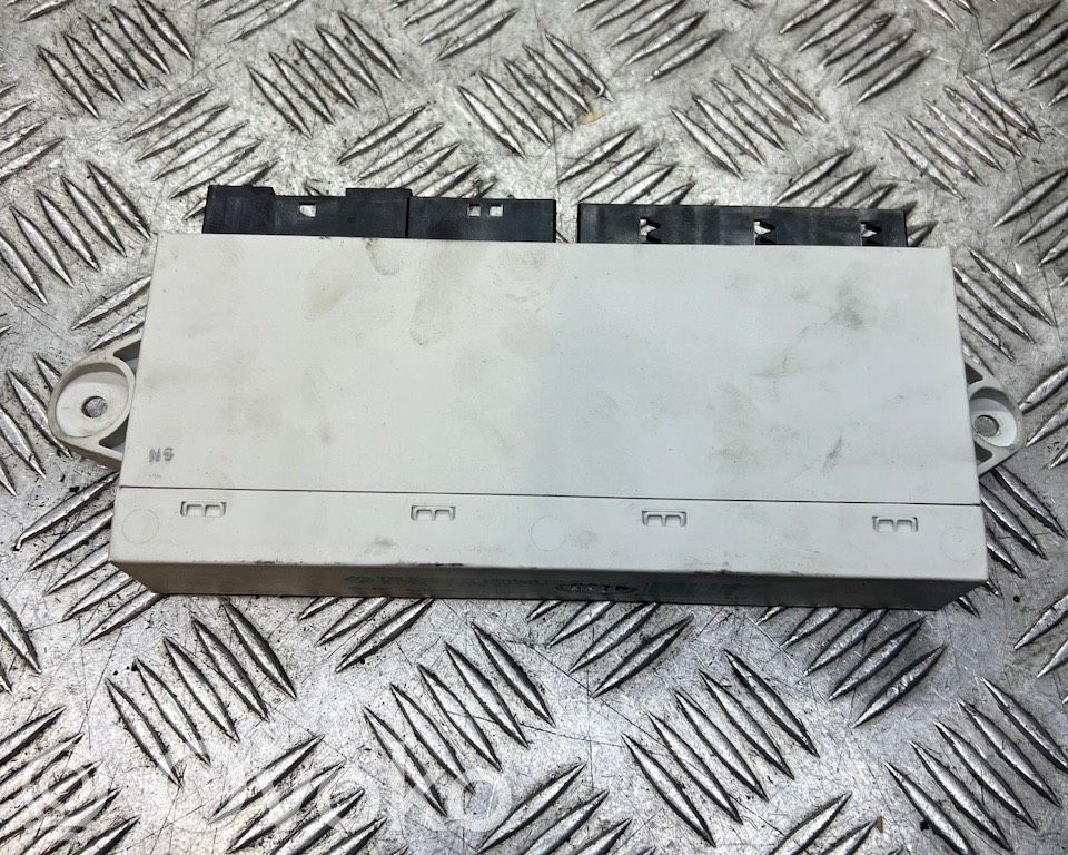 Unité de commande module de porte   6958453,6015005017