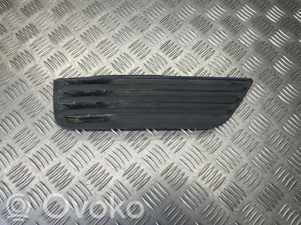 Ford Focus Front bumper lower grill 