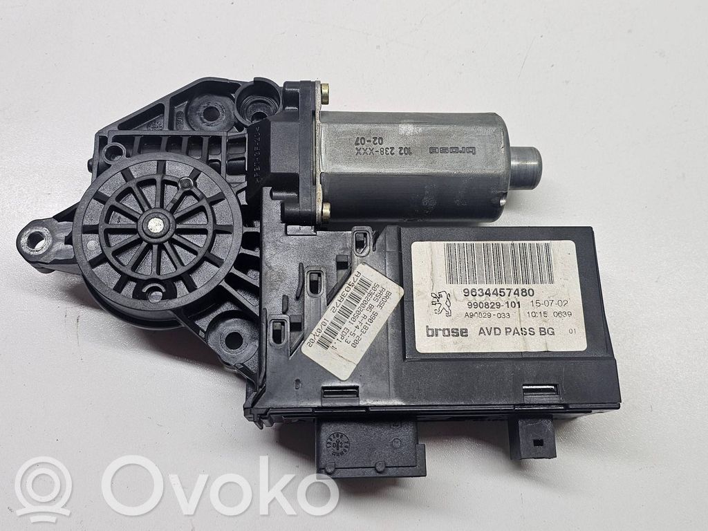 Peugeot 307 Silnik regulatora szyby drzwi przednich 