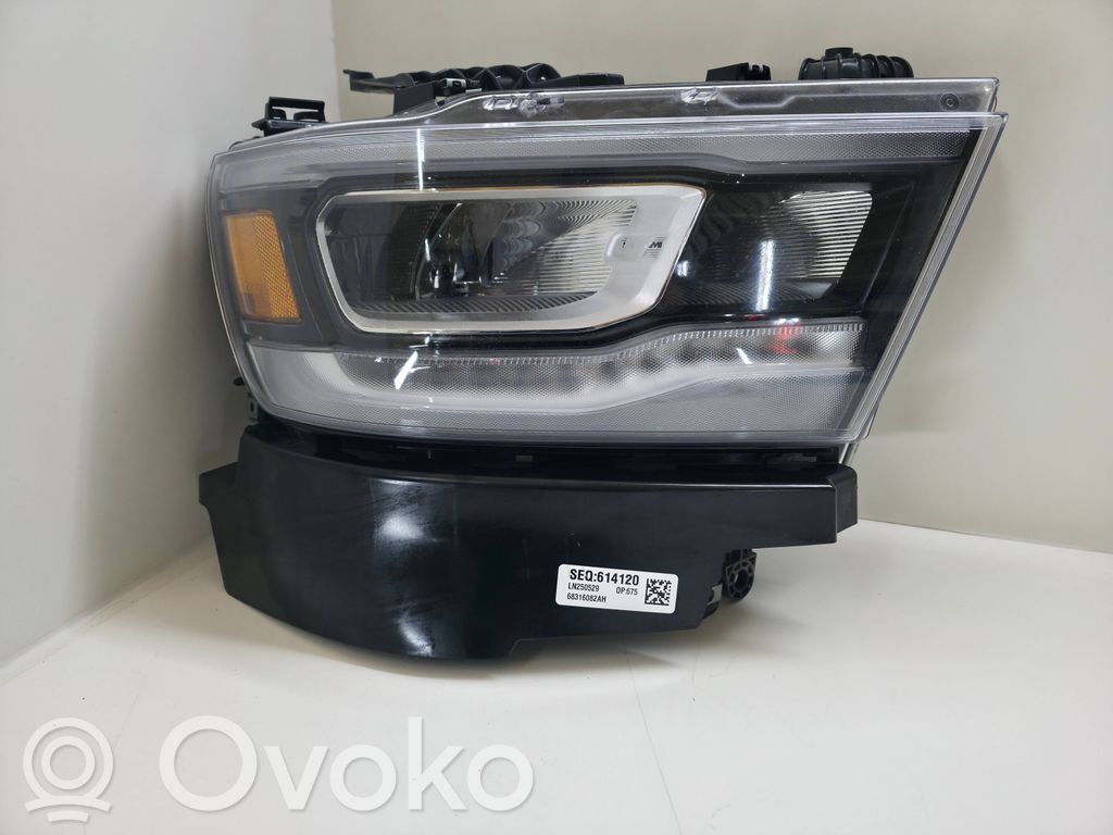 Scheinwerfer   F00HTB70200,P68316082AH,F00H10702009