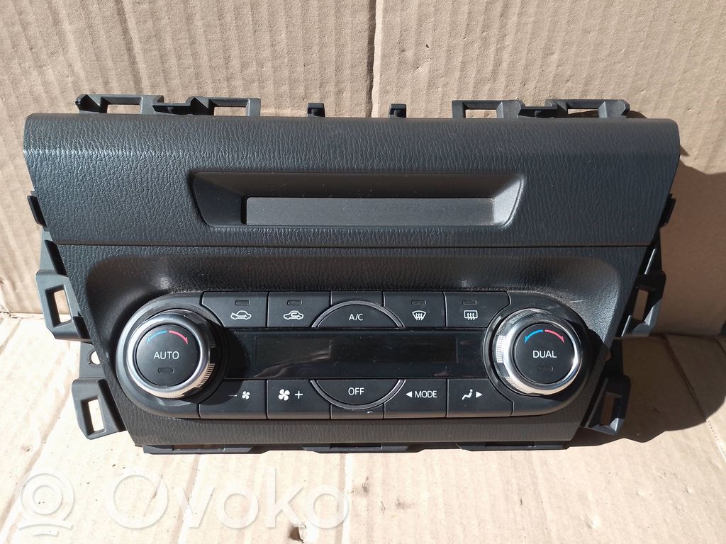 Mazda 3 III Climate control unit 
