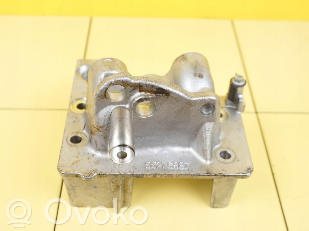 Jeep Compass Engine mounting bracket 