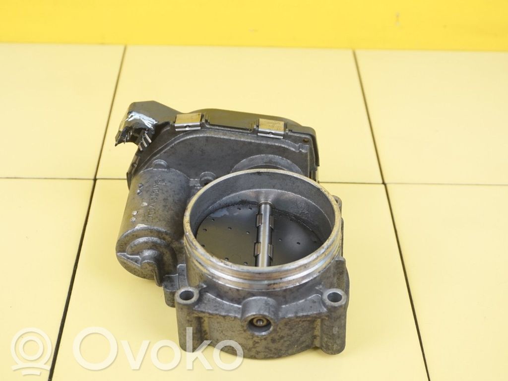 BMW 5 E60 E61 Drosele 