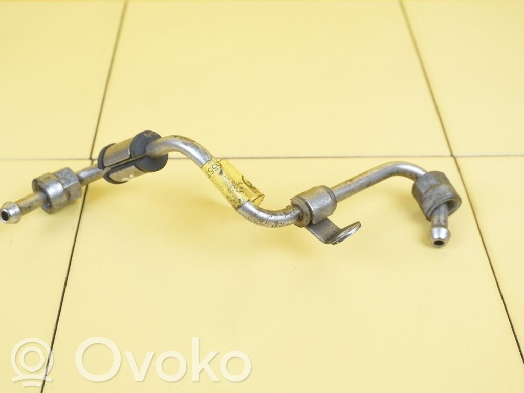 Opel Corsa E Degvielas caurulīte (-es) 