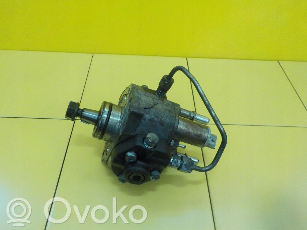 Opel Astra J Fuel injection high pressure pump 