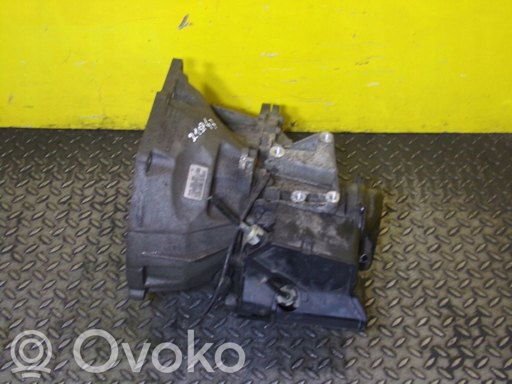 Ford B-MAX Manual 5 speed gearbox 