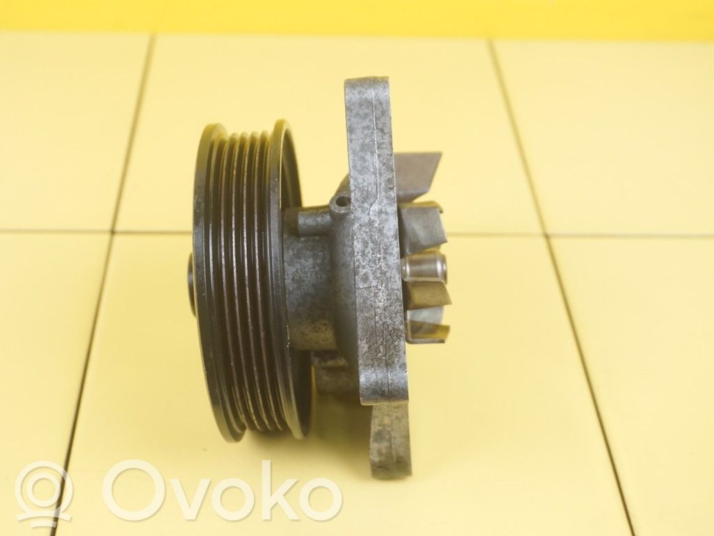 Opel Astra K Ūdens sūknis 