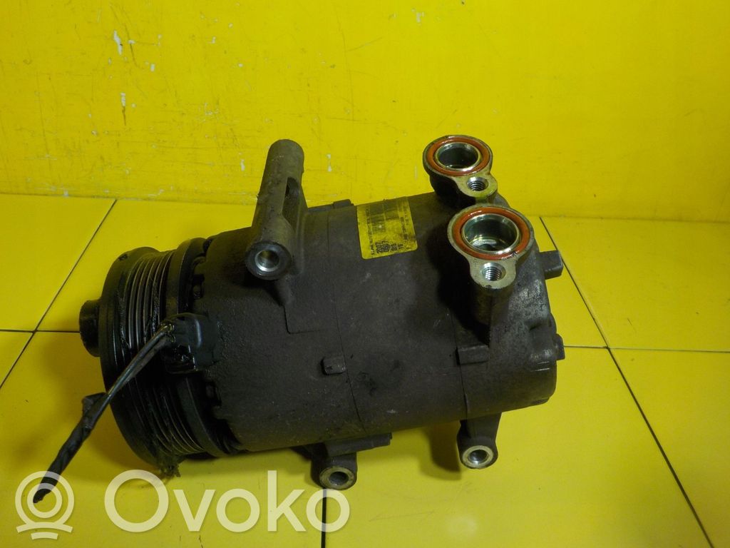 Land Rover Freelander 2 - LR2 Air conditioning (A/C) compressor (pump) 