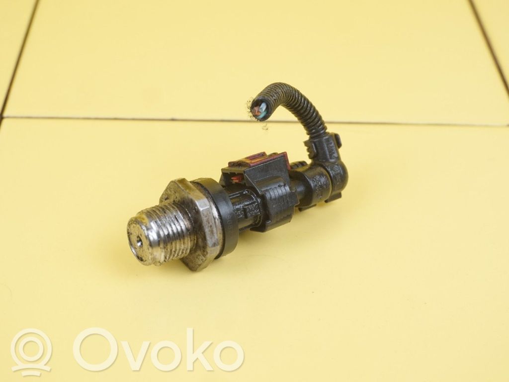 Opel Corsa E Fuel pressure sensor 