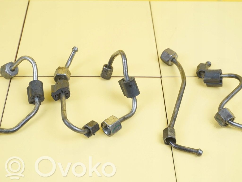 Fiat 500L Fuel injector supply line/pipe 