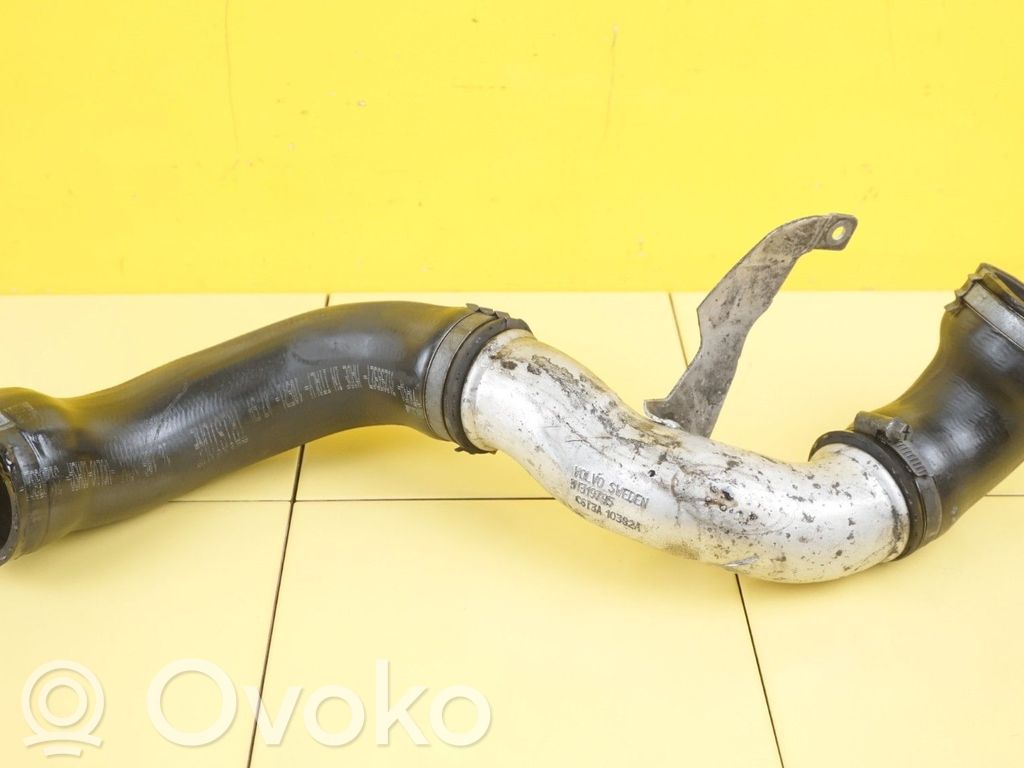 Volvo C70 Interkūlera šļūtene (-es) / caurule (-es) 