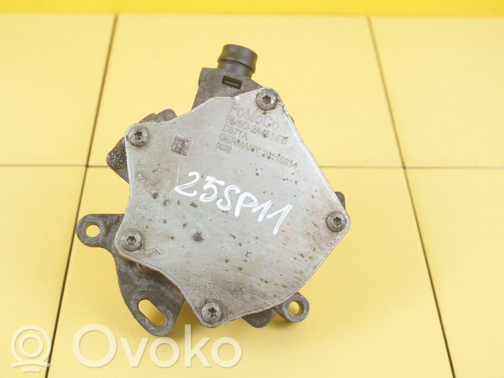 Ford C-MAX II Vacuum pump 