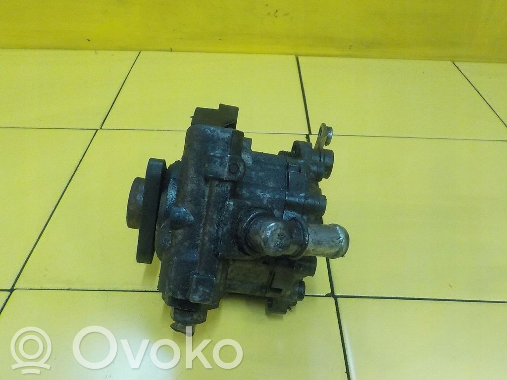 Ohjaustehostimen pumppu   7696974113