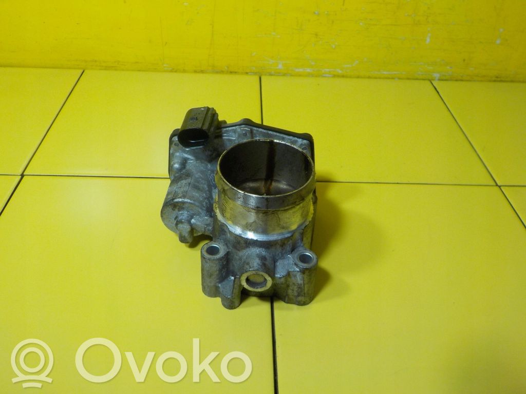 Ford Kuga II Throttle body valve 