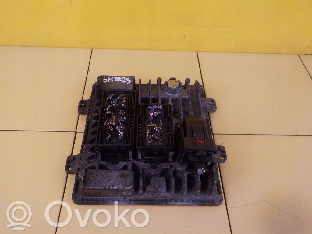 Opel Astra J Unidad de control/módulo del motor 