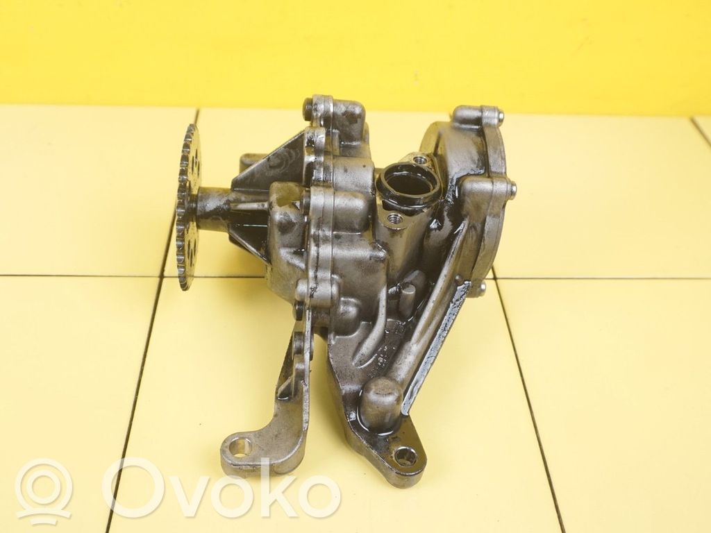 Opel Insignia B Oil pump 