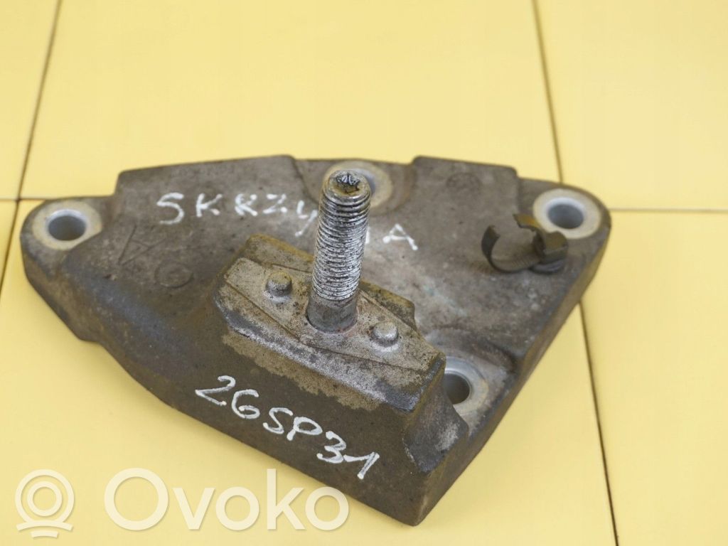 Ford Mondeo MK IV Łapa / Mocowanie skrzyni biegów 