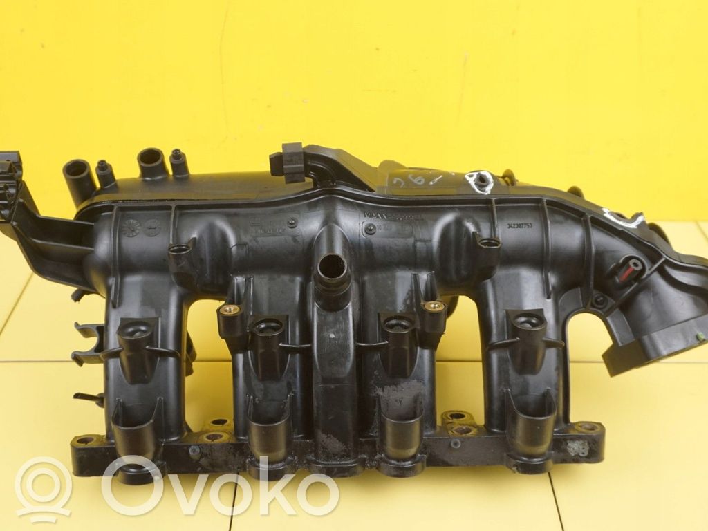 Opel Corsa D Colector de admisión 