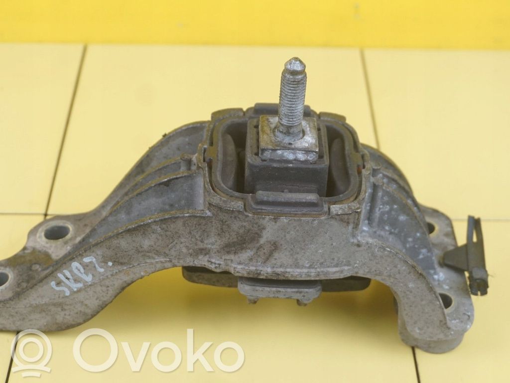 Mini One - Cooper R56 Gearbox mounting bracket 