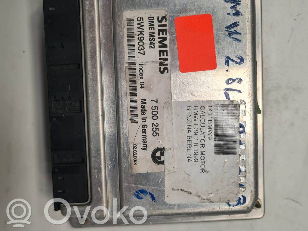 BMW 5 E39 Unidad de control/módulo del motor 