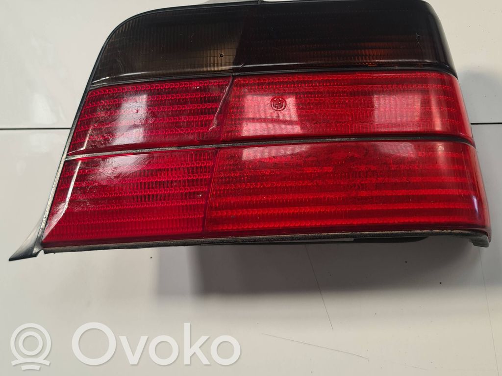 BMW 3 E36 Rückleuchte Heckleuchte 
