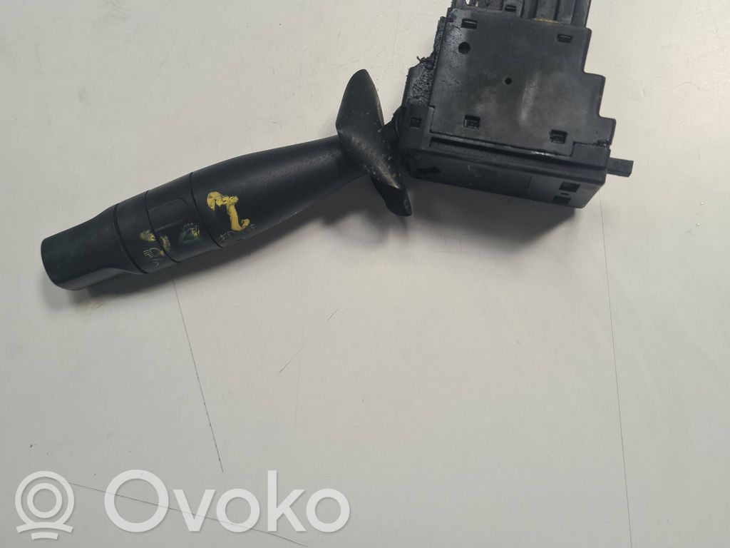 Peugeot 206 Palanca de intermitentes 