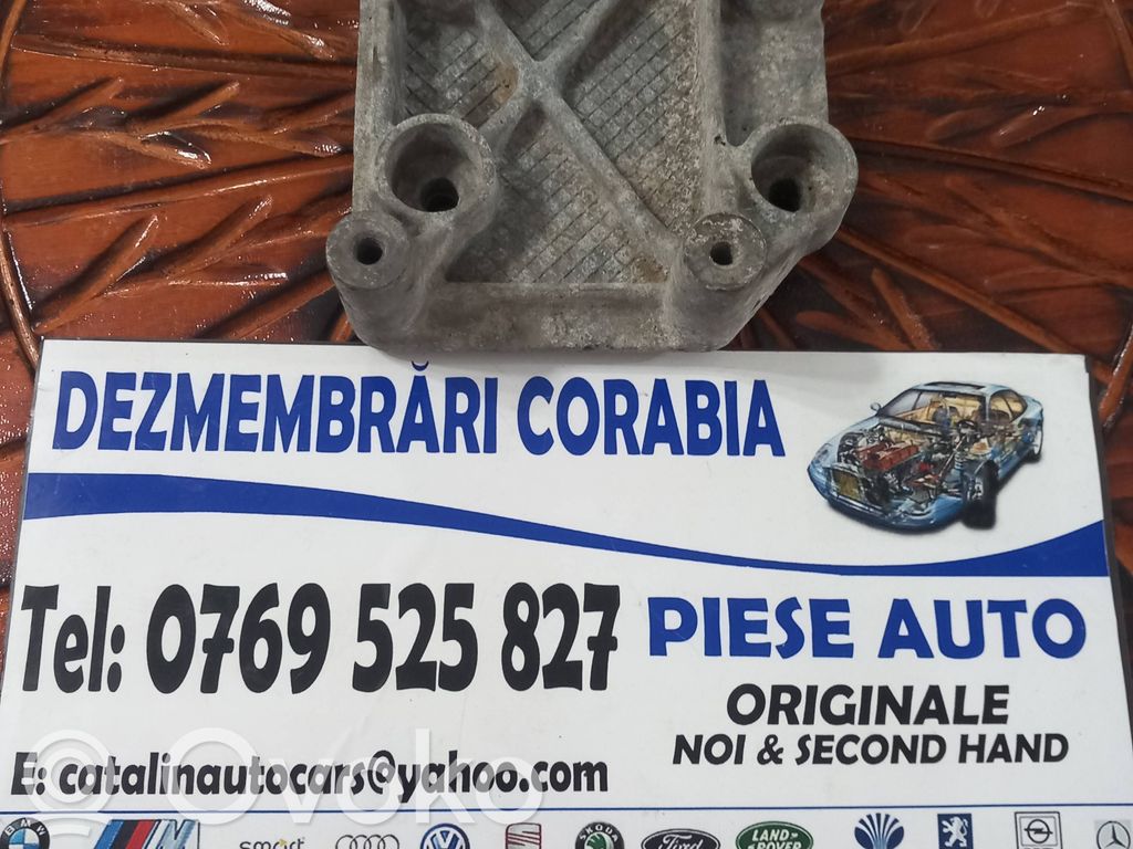 Peugeot 207 A/C compressor mount bracket 