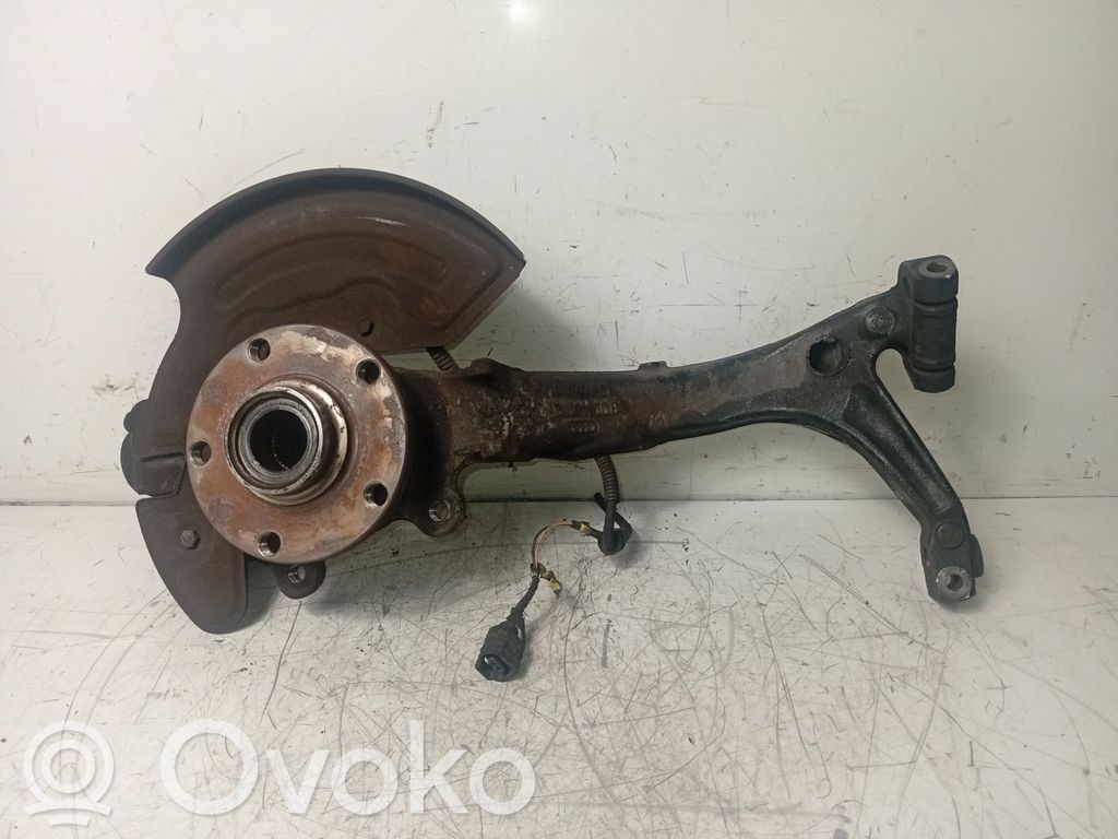 Volkswagen PASSAT B5.5 Mangueta de dirección de rueda delantera 
