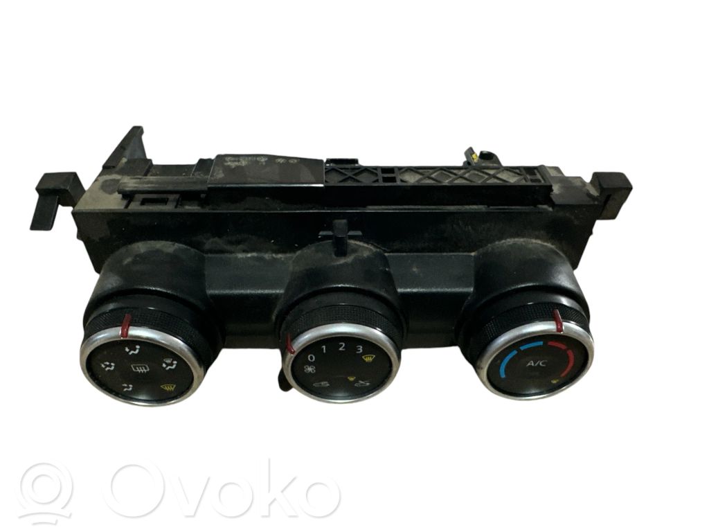 Climate control unit   T93789B