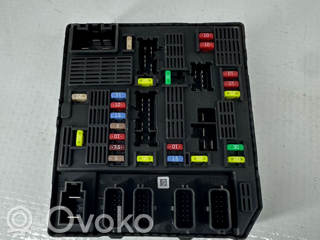 Renault Fluence Fuse module 